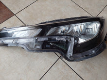 Load image into Gallery viewer, Frontscheinwerfer Toyota Corolla 81150-02S60-2 Full LED Rechts oder Links