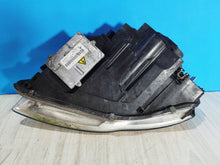 Laden Sie das Bild in den Galerie-Viewer, Frontscheinwerfer Audi A4 B7 Xenon Ein Stück (Rechts oder Links) Headlight