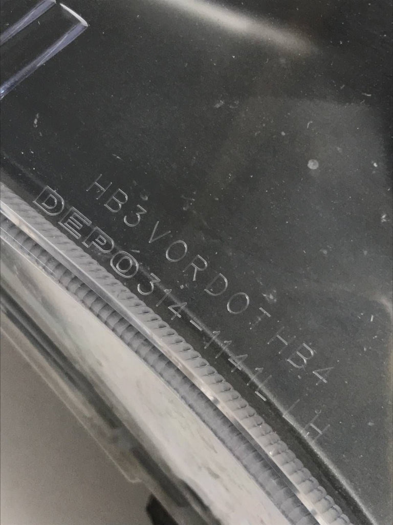 Frontscheinwerfer Mitsubishi Outlander II 082141188L 083141141L Links Headlight