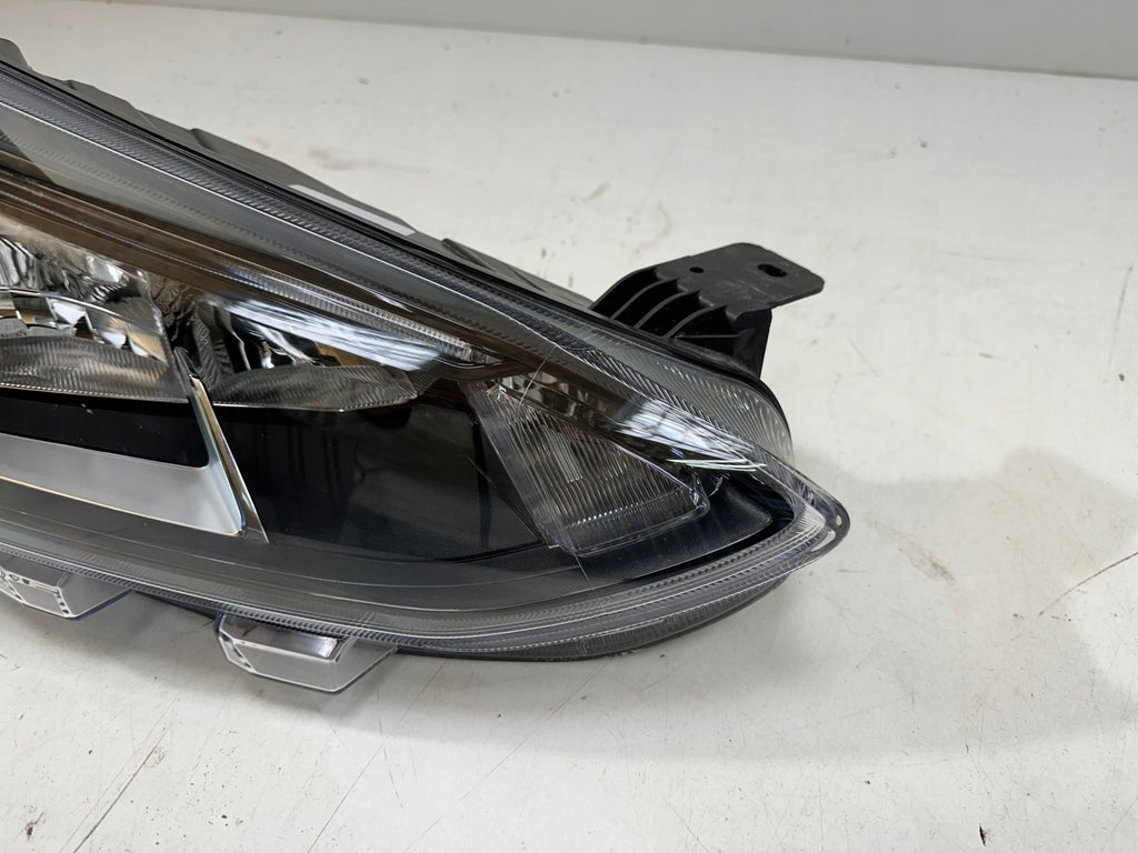 Frontscheinwerfer Ford Focus LED Rechts Scheinwerfer Headlight SCH5517752295ap