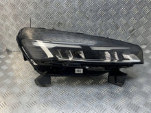 Laden Sie das Bild in den Galerie-Viewer, Frontscheinwerfer Renault Clio V 260103507R Rechts Scheinwerfer Headlight SCH6933766961cg
