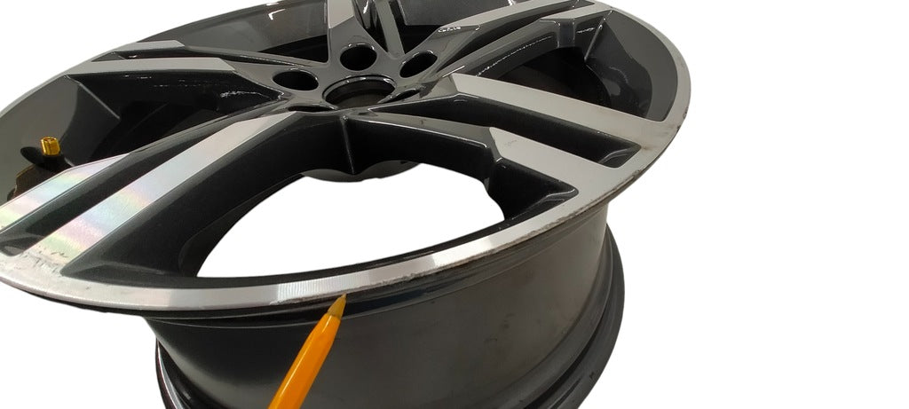 1x Alufelge 18 Zoll 8.0" 5x112 40ET Glanz Silber 8W0601025 Audi A4 B9 Rim Wheel FEL9967732030yt