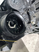 Load image into Gallery viewer, Frontscheinwerfer Fiat Talento 260106569R 1EE01141026 Rechts Headlight SCH1357482405ga