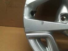 Load image into Gallery viewer, 1x Alufelge 15 Zoll 6.0" 4x100 48ET Glanz Silber 52910-K7100 Hyundai I20 FEL9095409967tl