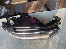 Load image into Gallery viewer, Frontscheinwerfer VW T-Roc 2GA941005F 2GA941006F Full LED Rechts oder Links SCH1469093965nc