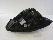 Laden Sie das Bild in den Galerie-Viewer, Frontscheinwerfer Mercedes-Benz W247 A2479065703 LED Rechts oder Links SCH4483457654bu