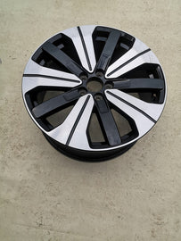 1x Alufelge 19 Zoll 8.5