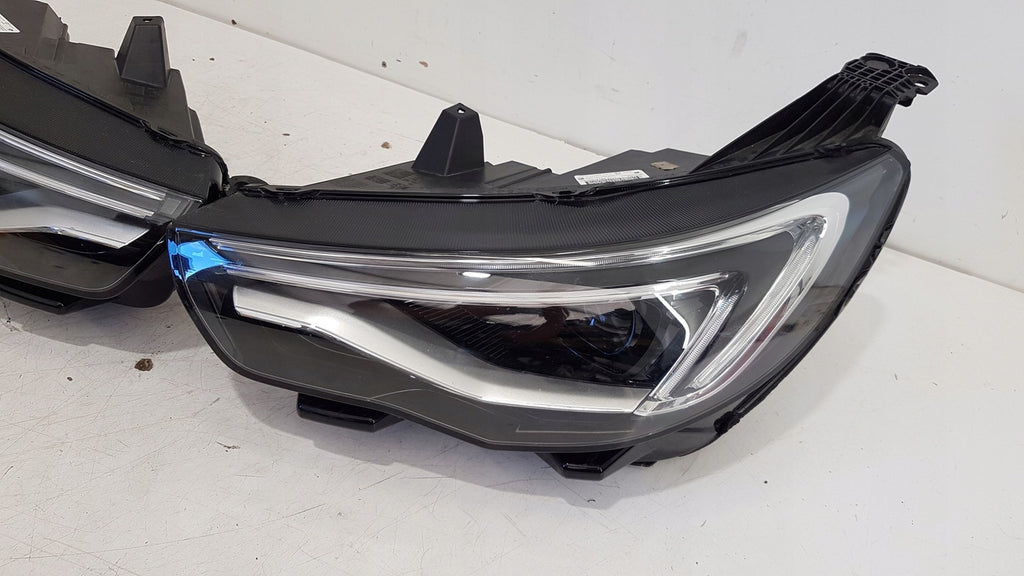 Frontscheinwerfer Opel Grandland X YP00016180 LED Links Scheinwerfer Headlight