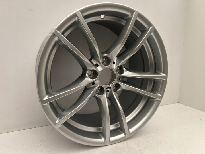 1x Alufelge 18 Zoll 9.0" 5x120 29ET 2284906 BMW F87 F80 F82 F83 Rim Wheel FEL8772852967gp