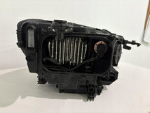 Load image into Gallery viewer, Frontscheinwerfer VW T-Roc 2GA941035P LED Ein Stück (Rechts oder Links)