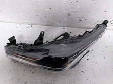 Load image into Gallery viewer, Frontscheinwerfer Toyota Corolla 81150-02T51 LED Links Scheinwerfer Headlight