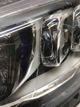 Laden Sie das Bild in den Galerie-Viewer, Frontscheinwerfer Mercedes-Benz W205 A2059061506 LED Links Headlight SCH5657050024us