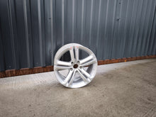 Laden Sie das Bild in den Galerie-Viewer, 1x Alufelge 17 Zoll 8.0" 5x112 1K8601025T Audi Rim Wheel FEL3405951199kk