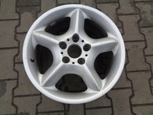 Laden Sie das Bild in den Galerie-Viewer, 1x Alufelge 17 Zoll 7.5" 5x120 Glanz Silber 1096159-13 BMW Rim Wheel FEL4540002511bt