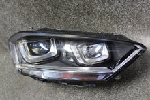 Laden Sie das Bild in den Galerie-Viewer, Frontscheinwerfer VW Sportsvan 517941032B Xenon Rechts Scheinwerfer Headlight