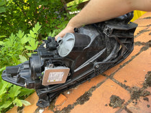 Load image into Gallery viewer, Frontscheinwerfer Honda Insight 985623 Xenon Ein Stück (Rechts oder Links)