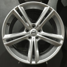 Laden Sie das Bild in den Galerie-Viewer, 4x Alufelge 18 Zoll 8.0" 5x108 42ET 31362839 Volvo V60 I S60 Rim Wheel FEL4291217374rt