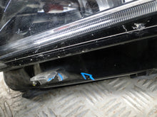 Laden Sie das Bild in den Galerie-Viewer, Frontscheinwerfer Skoda Superb III 3V1941015D Links Scheinwerfer Headlight SCH3896536109of