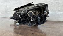 Laden Sie das Bild in den Galerie-Viewer, Frontscheinwerfer VW Passat 3C0941752K Xenon Rechts Scheinwerfer Headlight