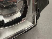 Laden Sie das Bild in den Galerie-Viewer, Frontscheinwerfer VW Passat 3C0941751D Links Scheinwerfer Headlight SCH4880640689dv