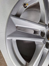 Load image into Gallery viewer, 1x Alufelge 17 Zoll 7.0&quot; 5x112 42ET 8W0601025P Audi A4 B9 Rim Wheel