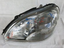 Laden Sie das Bild in den Galerie-Viewer, Frontscheinwerfer Mercedes-Benz W220 2208200761 Links Scheinwerfer Headlight
