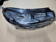 Laden Sie das Bild in den Galerie-Viewer, Frontscheinwerfer Toyota Proace 9852414745 Rechts Scheinwerfer Headlight SCH3054858153ov