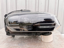 Load image into Gallery viewer, Frontscheinwerfer Porsche Taycan 9J1941032E Rechts Scheinwerfer Headlight SCH7808796803vg