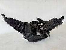 Laden Sie das Bild in den Galerie-Viewer, Frontscheinwerfer Toyota Avensis 81170-05400 Full LED Links Headlight SCH5078804900db