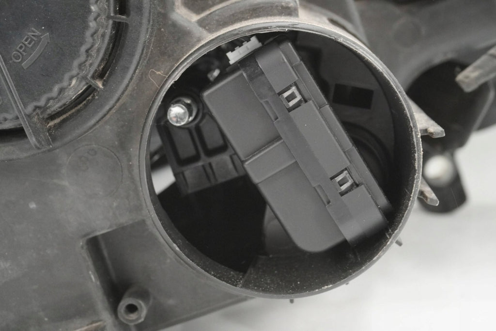 Frontscheinwerfer VW Passat B7 3AB941005 Links Scheinwerfer Headlight SCH7484833686gy