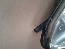 Load image into Gallery viewer, Frontscheinwerfer Toyota Corolla Verso Rechts Scheinwerfer Headlight SCH3449403055rw