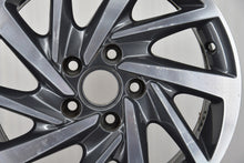 Laden Sie das Bild in den Galerie-Viewer, 1x Alufelge 16 Zoll 6.5" 5x112 48ET Glanz 5TA601025L Mg Rim Wheel FEL6420230584tp