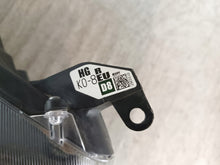 Load image into Gallery viewer, Frontscheinwerfer Toyota Yaris LED Rechts Scheinwerfer Headlight
