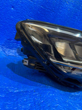 Load image into Gallery viewer, Frontscheinwerfer VW Passat B8 3G1941036Q Rechts Scheinwerfer Headlight SCH9428310931ag