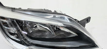 Laden Sie das Bild in den Galerie-Viewer, Frontscheinwerfer Opel Movano C 1440924280 Rechts Scheinwerfer Headlight SCH6860720386ac
