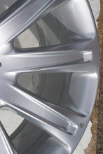 Laden Sie das Bild in den Galerie-Viewer, 1x Alufelge 20 Zoll 8.5" 5x112 29ET Glanz Silber A2924010300 Mercedes-Benz FEL6974599189ve