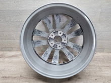Load image into Gallery viewer, 1x Alufelge 18 Zoll 529102P180 Kia Sorento I Rim Wheel FEL6453375815cn