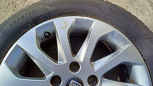 Laden Sie das Bild in den Galerie-Viewer, 1x Alufelge 16 Zoll 6.5&quot; 5x112 5F0601025A Seat Leon Rim Wheel