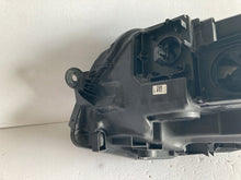 Laden Sie das Bild in den Galerie-Viewer, Frontscheinwerfer VW Transporter 7E19419036A LED Rechts Scheinwerfer Headlight