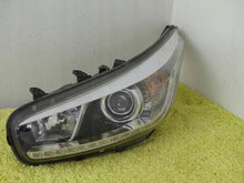 Laden Sie das Bild in den Galerie-Viewer, Frontscheinwerfer Kia Ceed 92101-A2260 Xenon Links Scheinwerfer Headlight