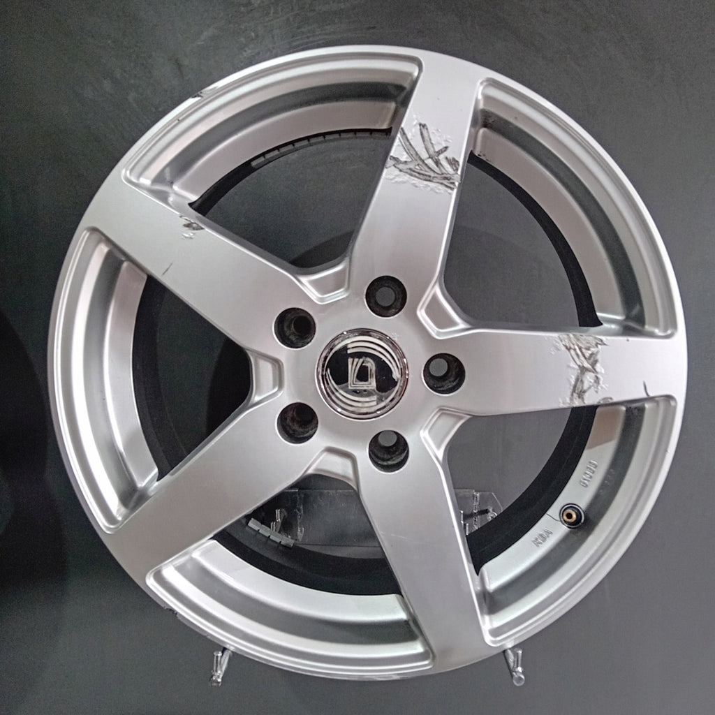 4x Alufelge 16 Zoll 6.5" 5x114.3 40ET Glanz KBA51058 Nissan X-Trail I Rim Wheel FEL4324007221ts
