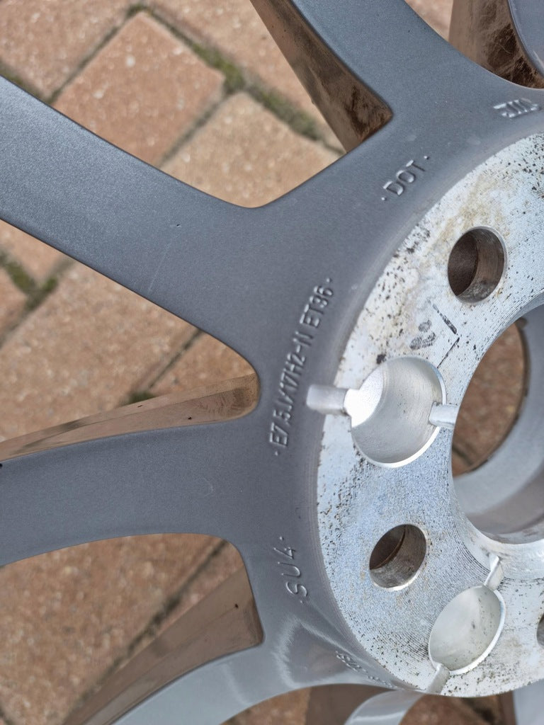 1x Alufelge 17 Zoll 7.5" 5x112 36ET Glanz Silber 4K0601025 Audi A6 C8 Rim Wheel FEL2067312136gq