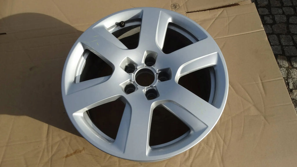 1x Alufelge 17 Zoll 4H0601025 Audi A8 Rim Wheel