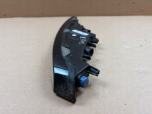 Laden Sie das Bild in den Galerie-Viewer, Frontscheinwerfer Porsche Macan 95B941181A Links Scheinwerfer Headlight SCH3706708450me