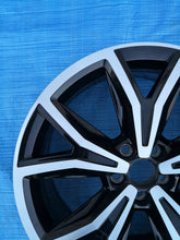 Load image into Gallery viewer, 1x Alufelge 18 Zoll 7.0" 5x100 39ET 2GM601025F VW T Cross T-Cross Rim Wheel FEL9243609720bu
