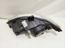 Laden Sie das Bild in den Galerie-Viewer, Frontscheinwerfer Mercedes-Benz Vito W639 A6398202961 1ZS009627-32 Xenon Rechts