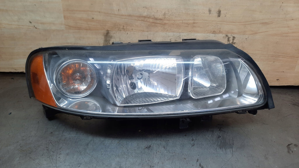 Frontscheinwerfer Volvo S60 V70 30648209 Rechts Scheinwerfer Headlight
