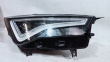 Laden Sie das Bild in den Galerie-Viewer, Frontscheinwerfer Seat Ateca 576941032B LED Rechts Scheinwerfer Headlight