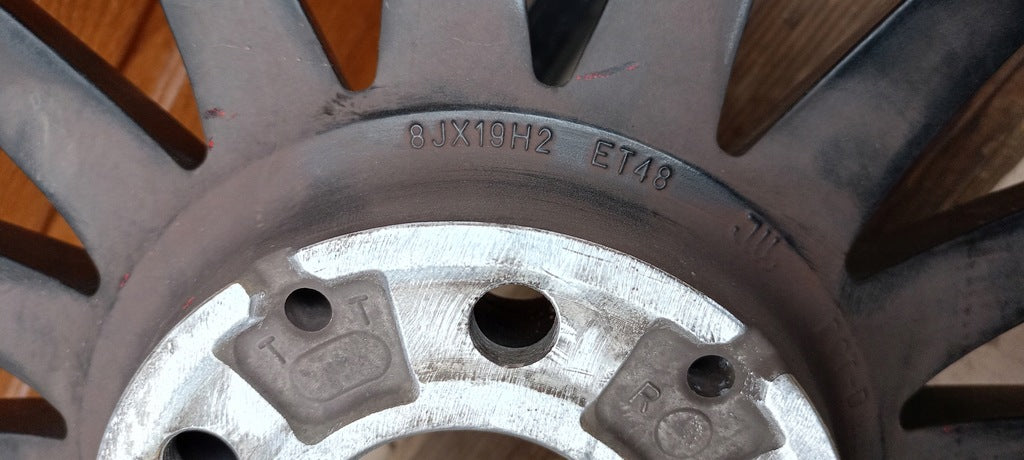 1x Alufelge 19 Zoll 8.0" 5x112 48ET A1764010502 Mercedes-Benz Amg Rim Wheel FEL7288806865qu