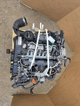 Laden Sie das Bild in den Galerie-Viewer, Motor Seat Skoda VW CAGB 2.0 TDI 131TKm 2010 Diesel Engine Komplett